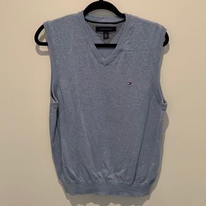 Tommy Hilfiger sweater vest size medium